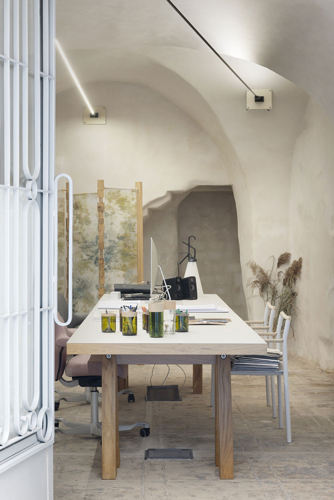 Bureau et paravent sur mesure, vue d'entrée - Ateliers Lacour